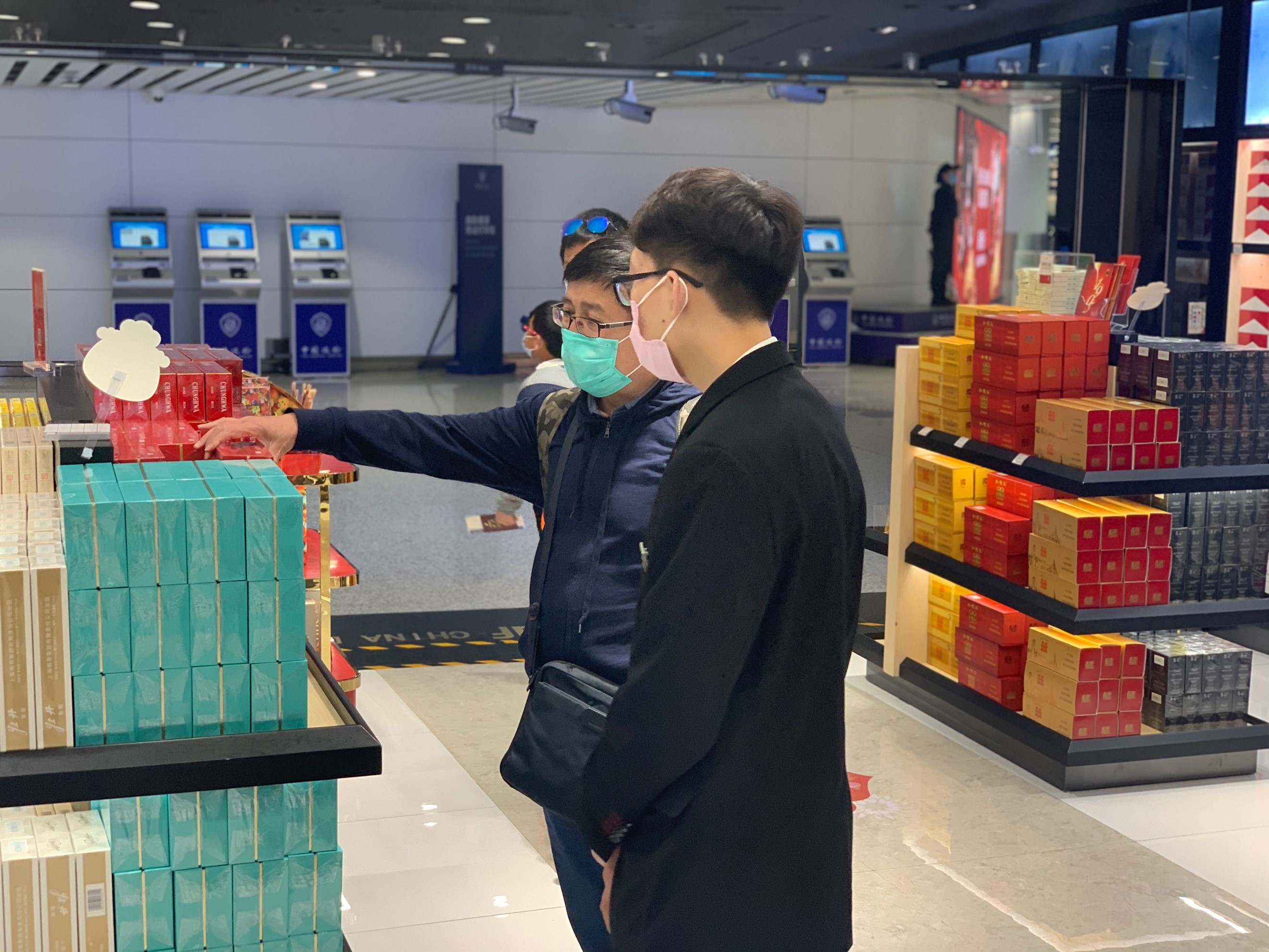 【中國免稅人在行動?黨員先鋒篇】之二： 不忘初心，凝心聚力——中免黨員抗擊疫情，發(fā)揮黨員先鋒模范作用